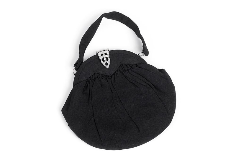 Винтажный тканевый клатч на руку в стиле ар-деко