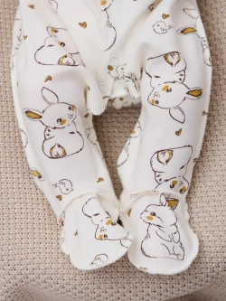 Конверт на выписку весна c костюмом