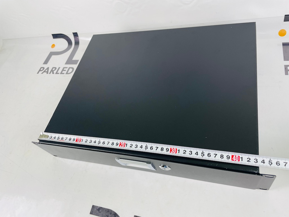 Уценка! Рэковый ящик 2U, с замком