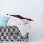 Деревянный крючок для вязания из древесины кедра 5 мм. K245