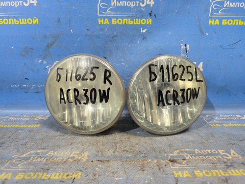 Туманка левая TOYOTA ESTIMA 2003-2005