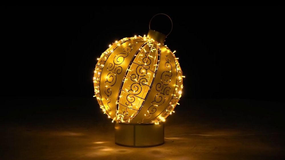 Светодиодная конструкция "Золотой шар"