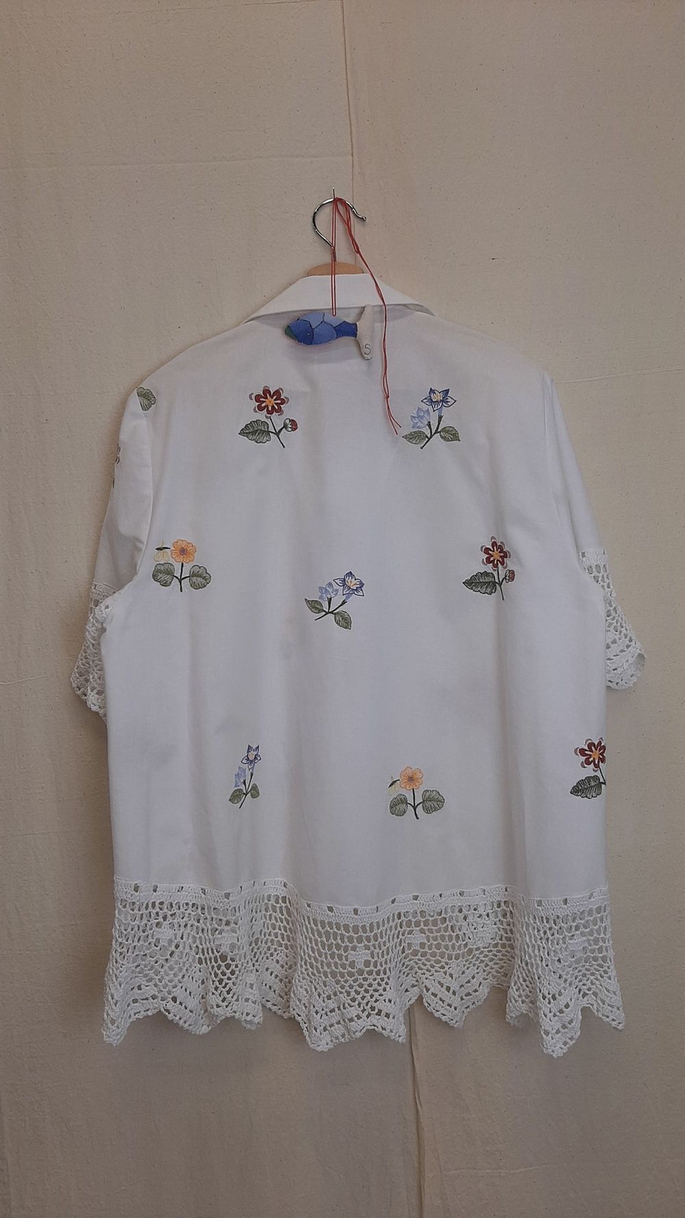 Рубашка Soeurs с Разноцветными Цветами/Flowers Garden Short Sleeve Shirt 2 белая