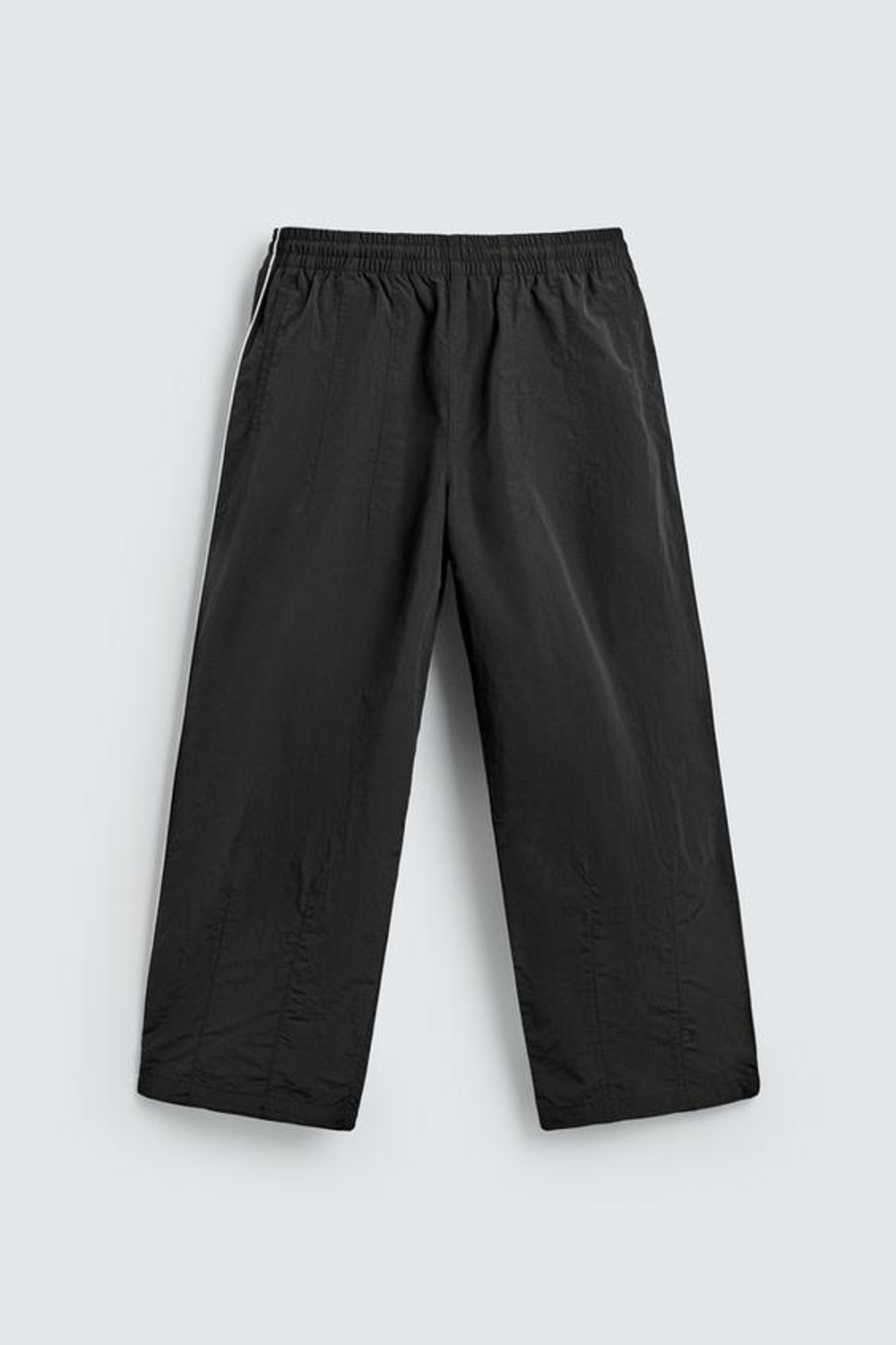 ZARA ДЖОГГЕРЫ ИЗ ВЫСОКОТЕХНОЛОГИЧНОЙ ТКАНИ С КОНТРАСТНЫМИ ПОЛОСАМИ, ЧЕРНЫЙ