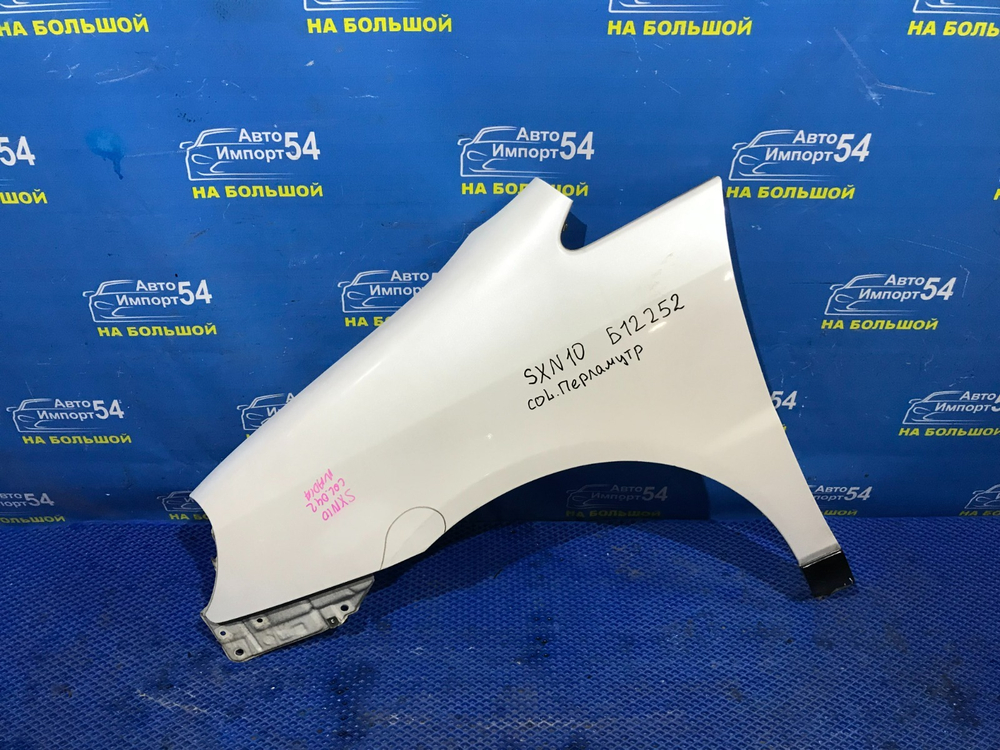 Крыло переднее левое TOYOTA NADIA 1998-2003