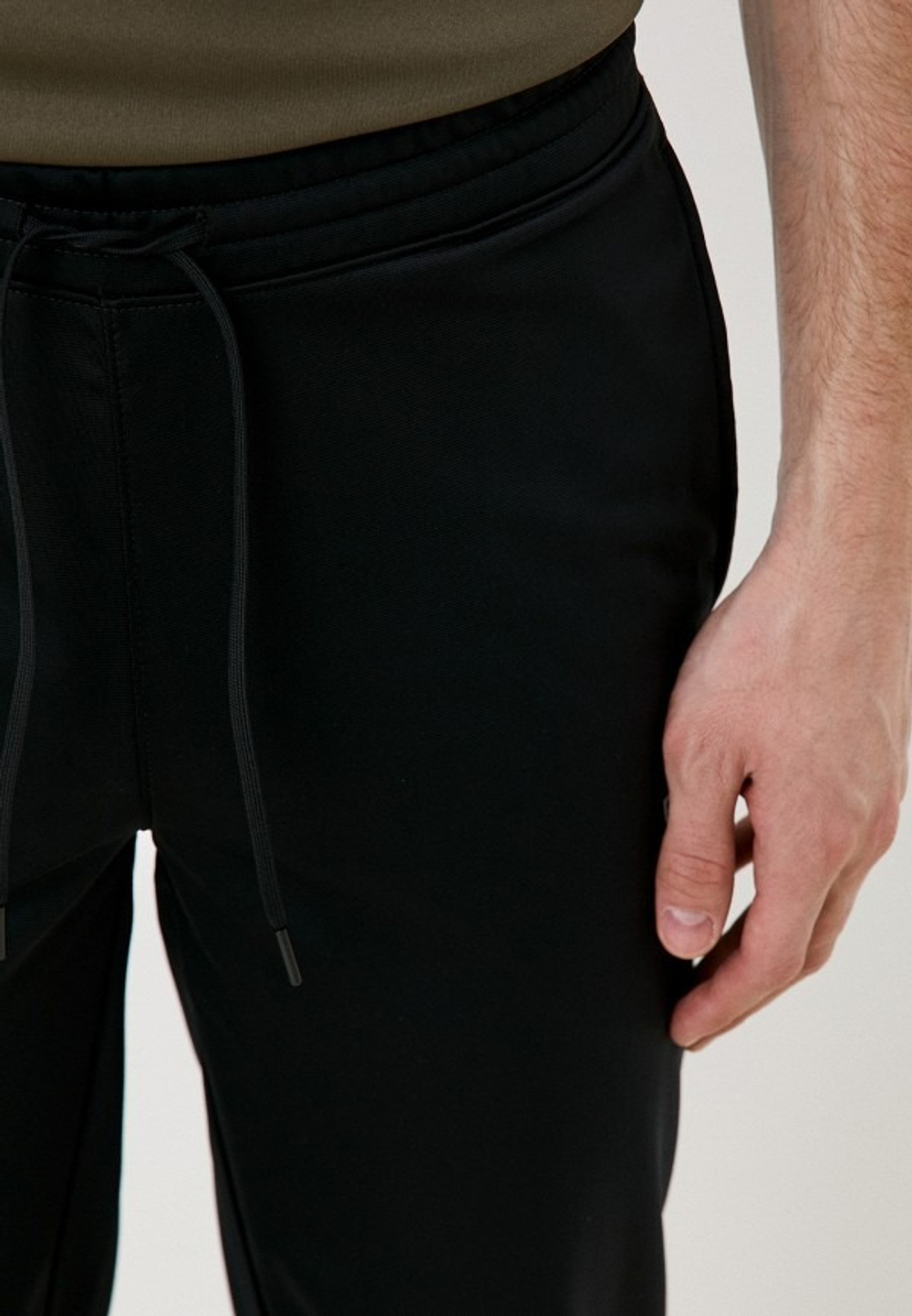 Брюки спортивные мужские REEBOK RI VECTOR KNIT TRACKPANT