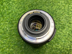 Canon EF-S 18-135mm 3.5-5.6 IS
