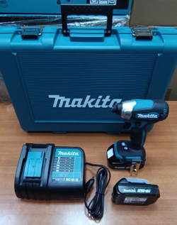 Аккумуляторный ударный шуруповерт Makita DTD157SYE