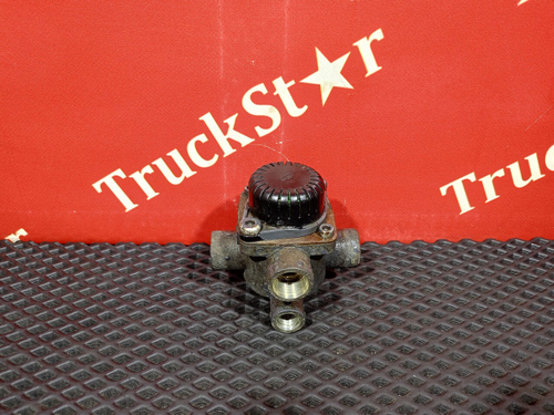 Клапан ускорительный