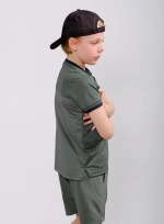 Рост модели 140 см, размер одежды 8-10 лет.