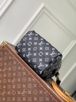 Louis Vuitton Speedy P9 Bandouliere 20