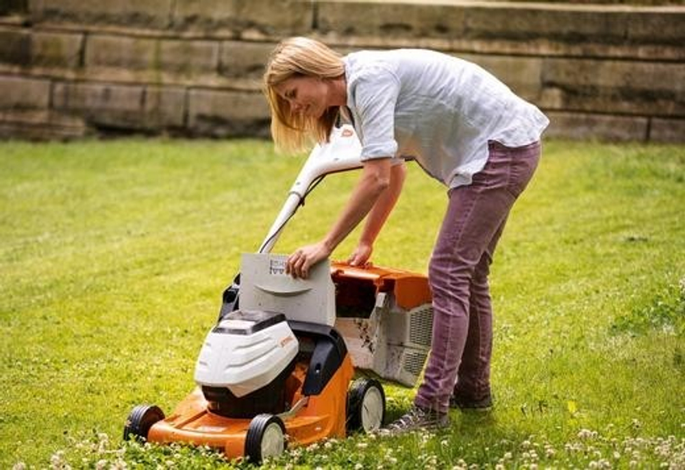 Газонокосилка аккумуляторная STIHL RMA 443 PC самоходная без АКБ и ЗУ 63380111425