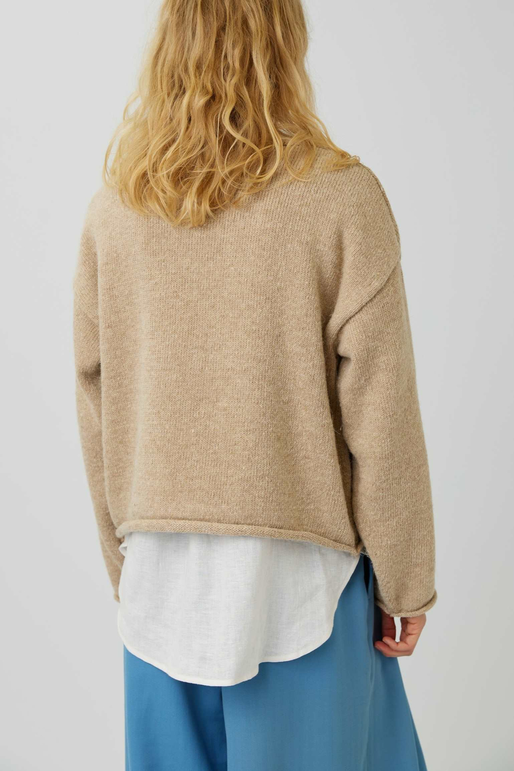 Рыбацкий свитер из шерсти бежевого цвета