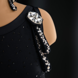 латина черная