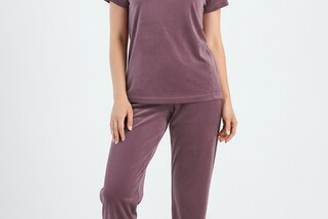 Костюмы распродажа