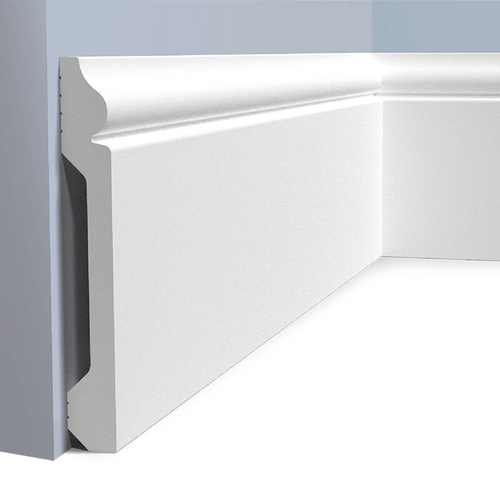 Плинтус напольный Hi WOOD B136 (136*18*2000мм)