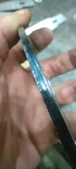 Лазерный станок HGTECH SMART3015PRO 3 кВт с защитной кабиной и сменным столом для резки листов металла