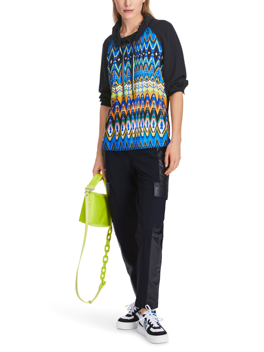 Блузка из полиэстера