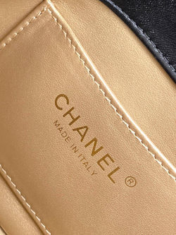 Chanel Bag 20 cm