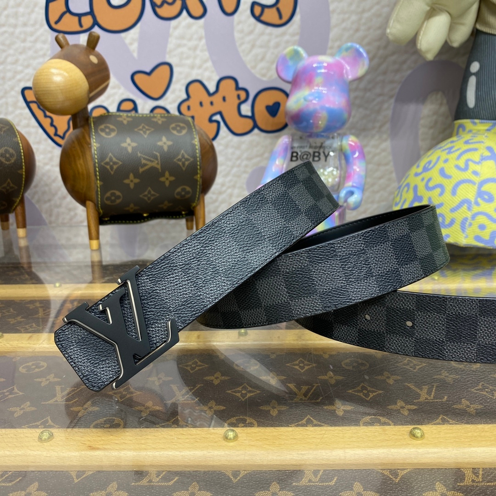 Louis Vuitton Belt