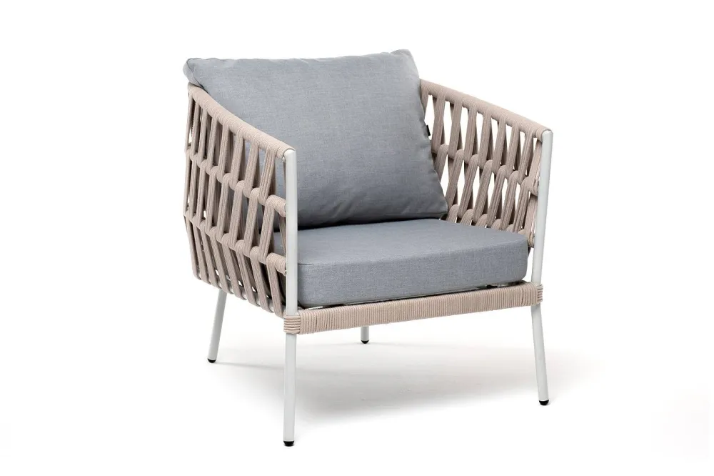 "Диего" кресло плетеное из роупа, каркас алюминий светло-серый (RAL7035) муар, роуп бежевый круглый, ткань светло-серая