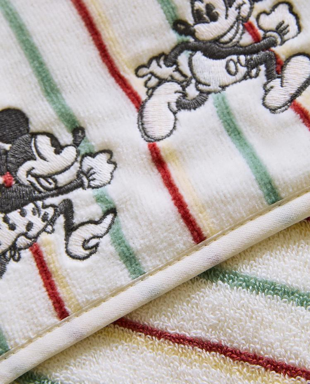 ZARA HOME ДЕТСКОЕ ВЕЛЮРОВОЕ ПОЛОТЕНЦЕ С КАПЮШОНОМ МИККИ И МИННИ ©DISNEY, ЖЕЛТЫЙ