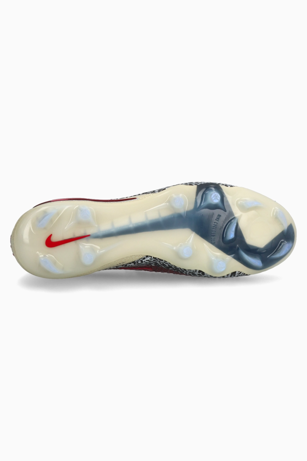 Бутсы Nike Phantom 6 Low Elite FG