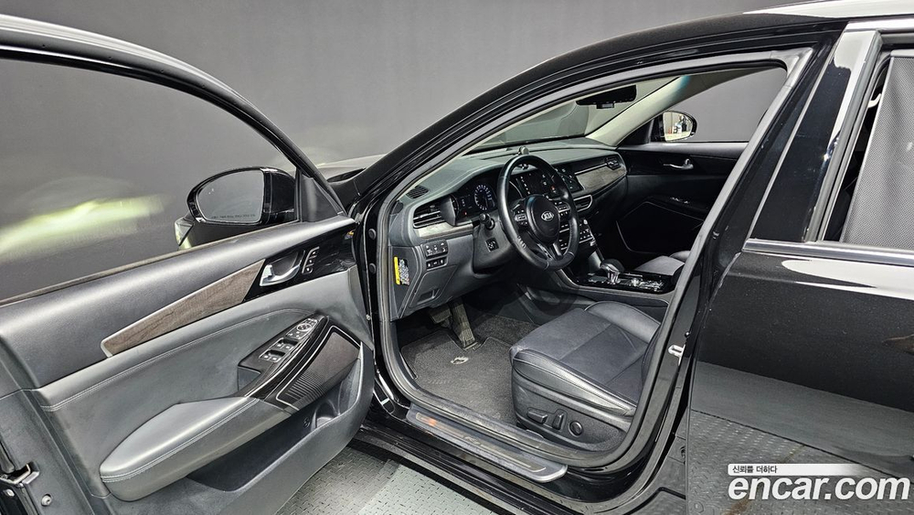 Kia K7 (Cadenza) Premier 2.5 GDI Noblesse (09.2019)