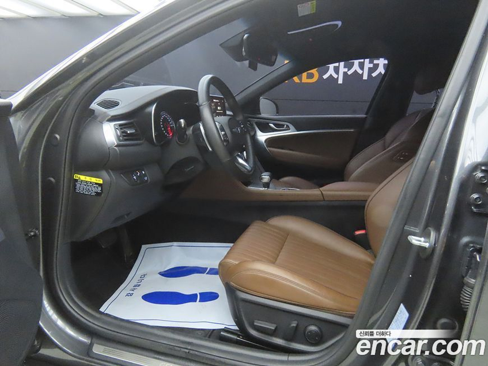 Genesis G70 2.0T (09.2019)