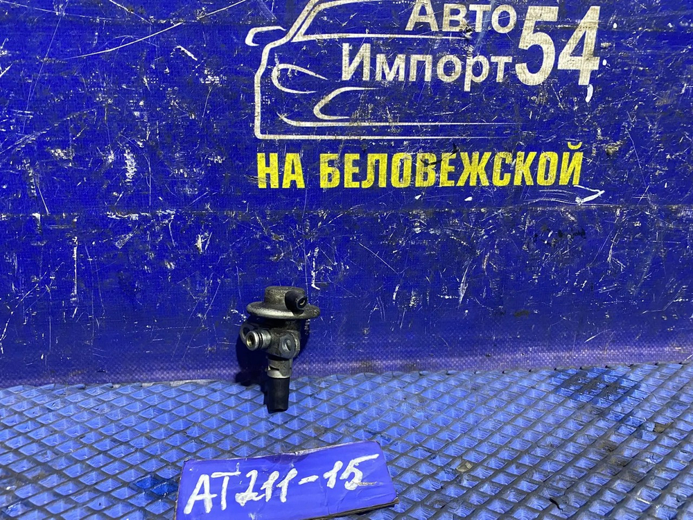 Регулятор давления топлива TOYOTA CARINA 2001