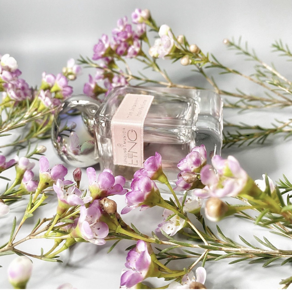 Lengling In Between Hair Perfume