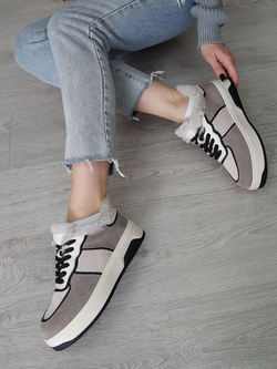 Кроссовки женские зимние