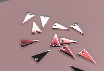 Подвеска треугольник 15 мм(Pi)