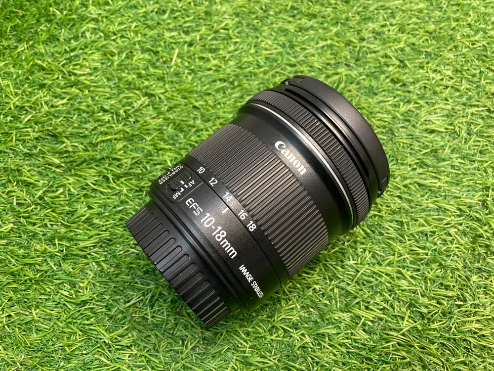 Canon EF-S 10-18mm 4.5-5.6 IS STM