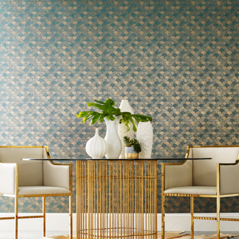 Antonina Vella Natural Opalescence