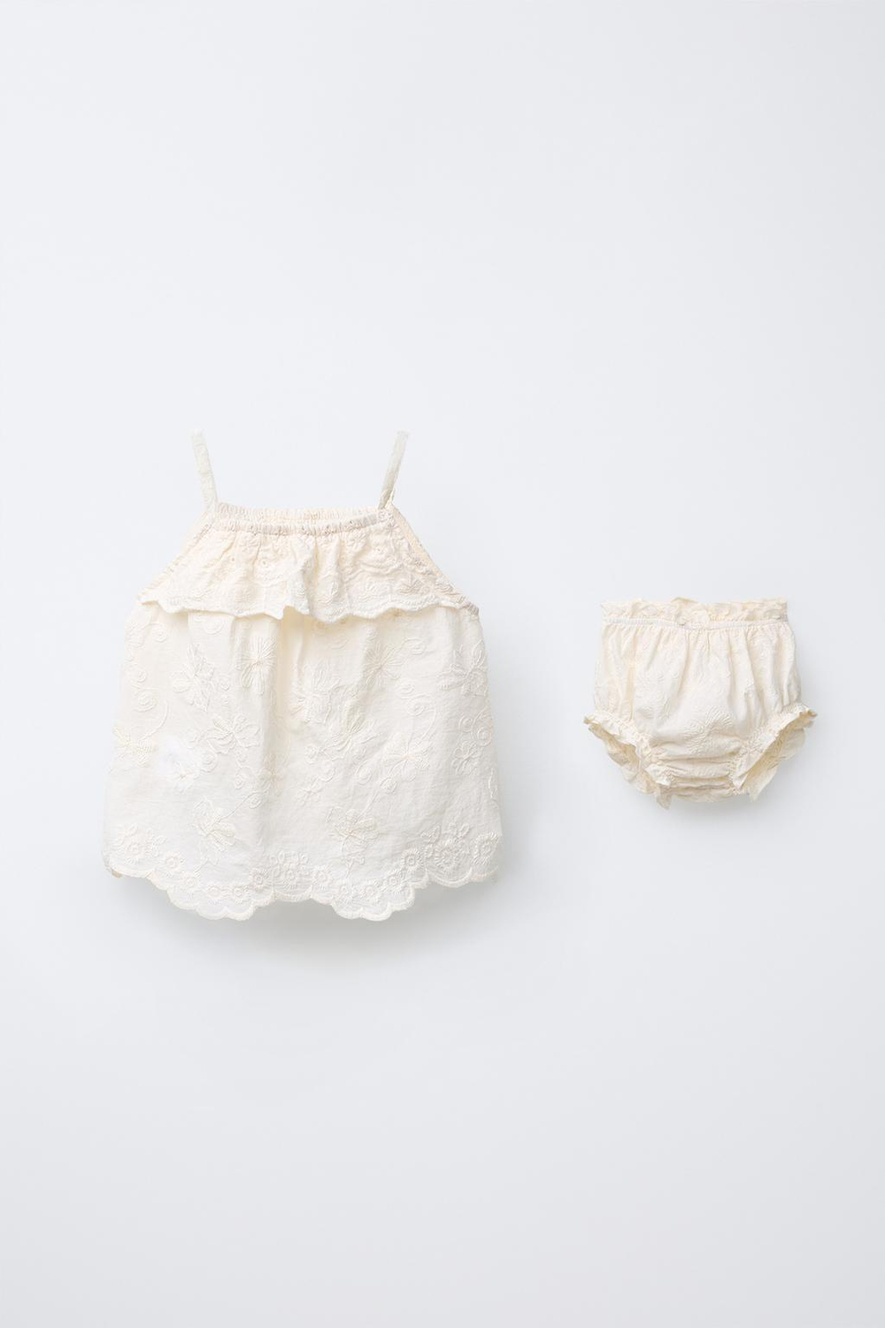 ZARA БЛУЗА И ТРУСЫ С ЦВЕТОЧНОЙ ВЫШИВКОЙ, ЭКРЮ