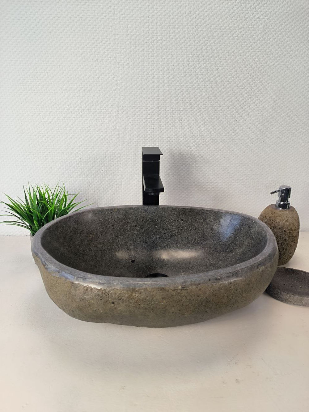 Раковина из речного камня RS-65981 49х34х15 из натурального камня