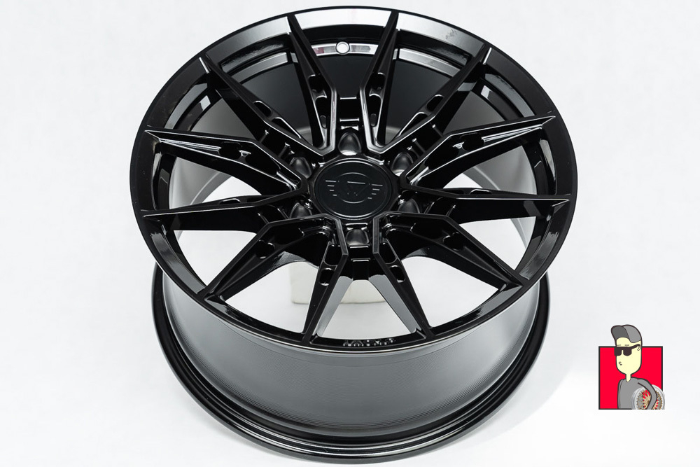 Комплект дисков Showy HF 18x9 et0 6x139.7