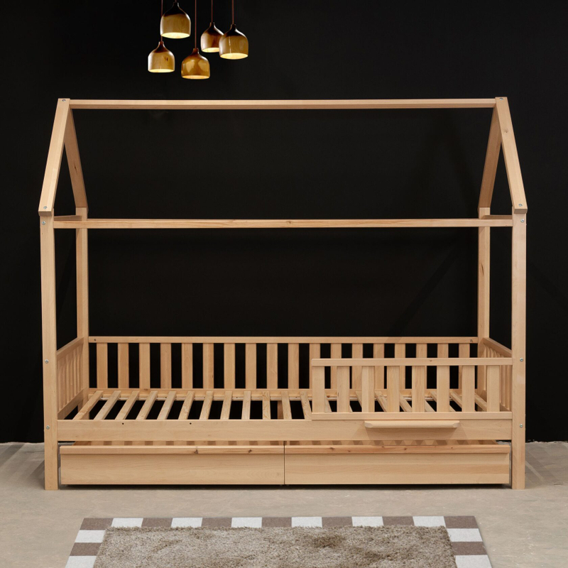 Кровать односпальная 90х200 домик Авила из массива березы с настилом и бортиками, в лаке