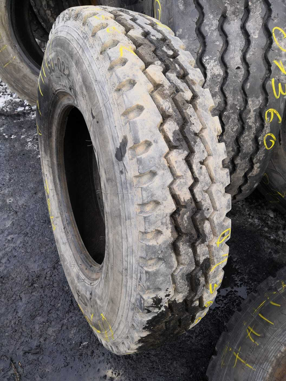 9.00R20 Satoya SU-022 шина б/у