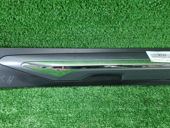 Накладка двери задняя правая BMW X3 G01 (2017-н.в.)