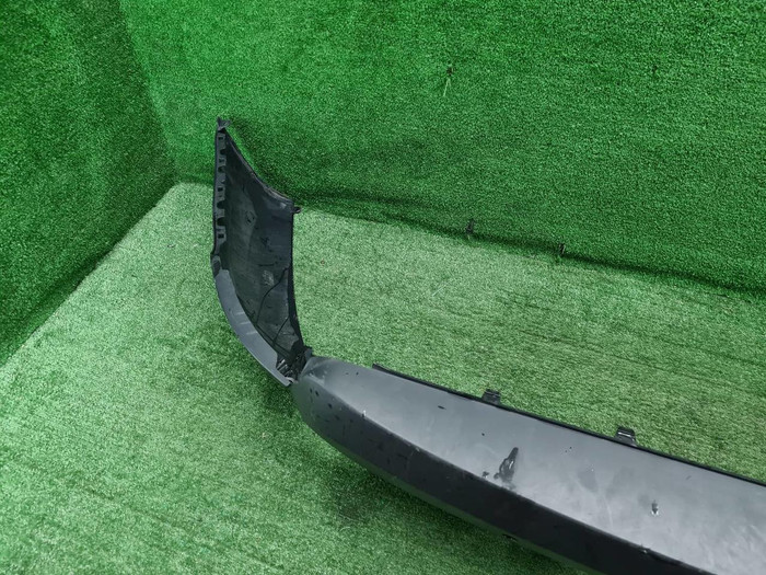 Юбка заднего бампера Land Rover Discovery 5 16-21