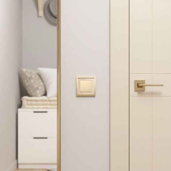 Рамка Werkel Baguette на 1 поста айвори/латунь W0012851 4690389185731