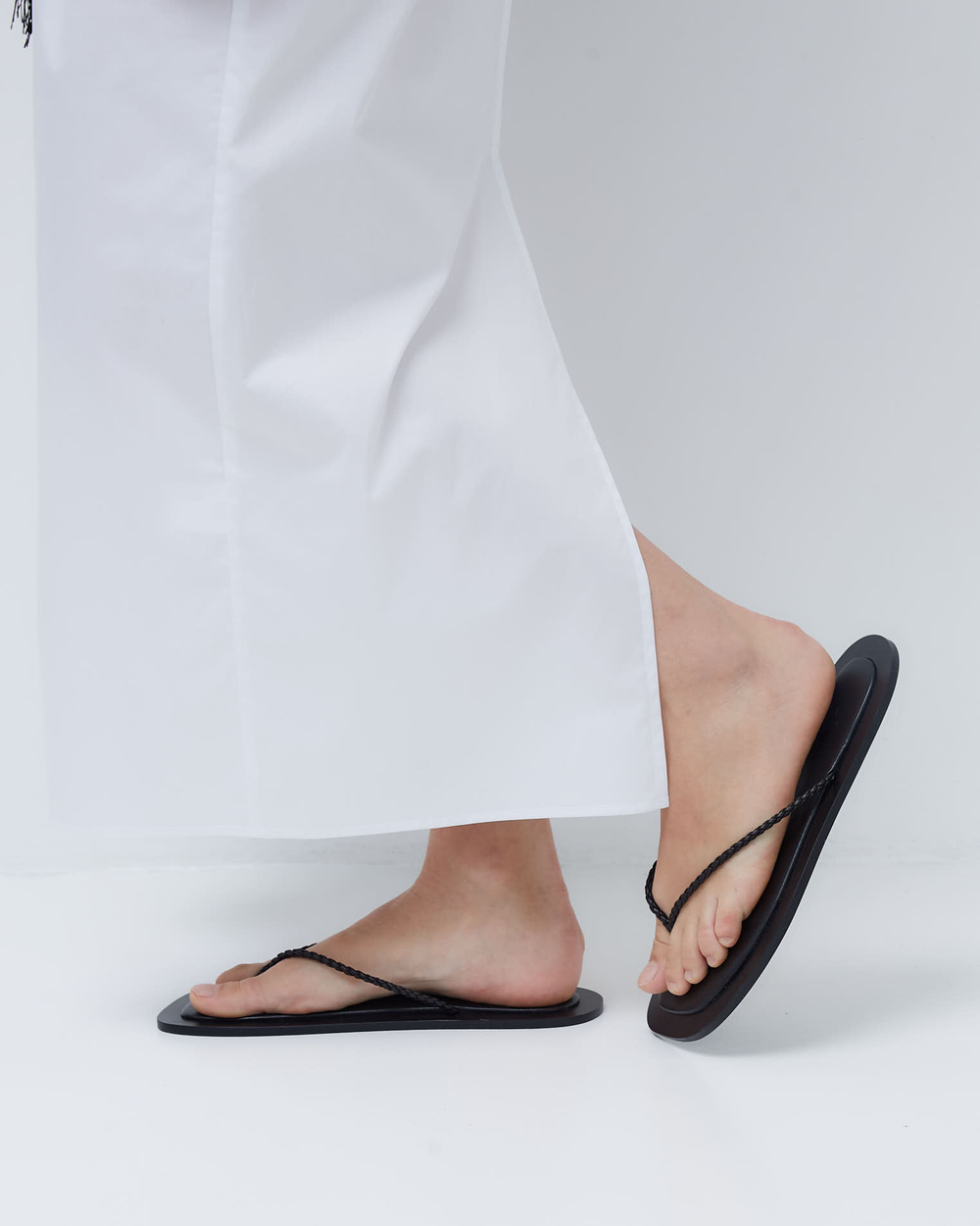 Вьетнамки из натуральной кожи черный