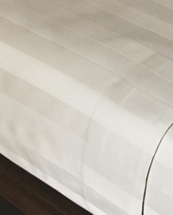 Zara Home - Простыня из полосатого атласа (500 нитей), бежевый, 290x280 см