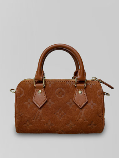 Сумочка M81085 замшевая на коротких ручках с ремешком в комплекте