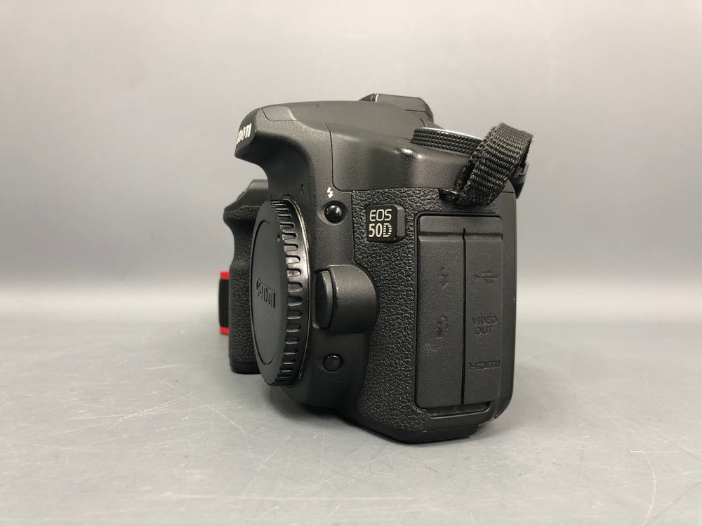 Canon EOS 50D (18.100 кадров)