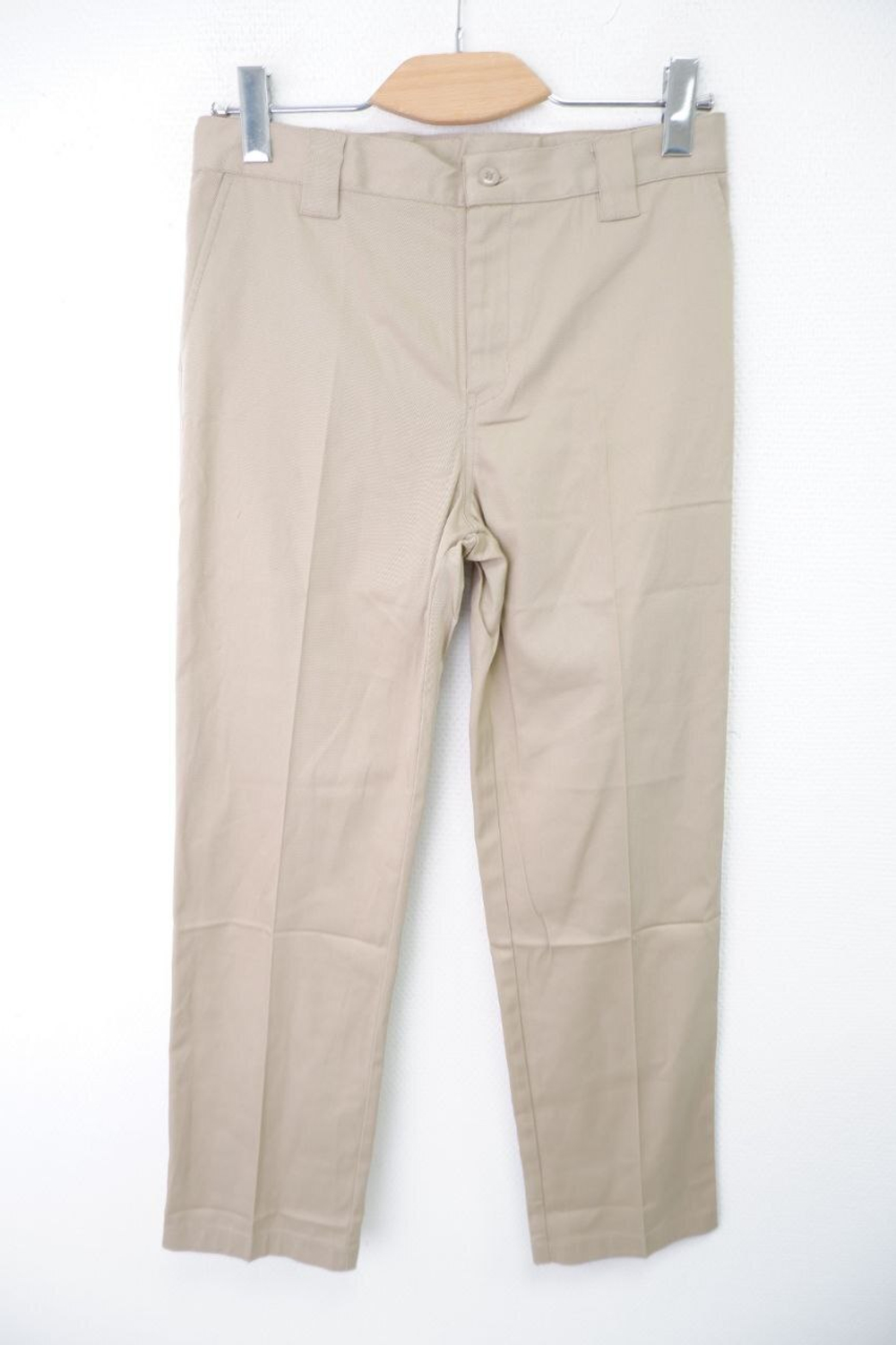 Брюки Classroom светлые на 18 лет, новые