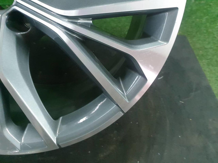 Диск литой R21 Audi Q8 (2018-н.в.)