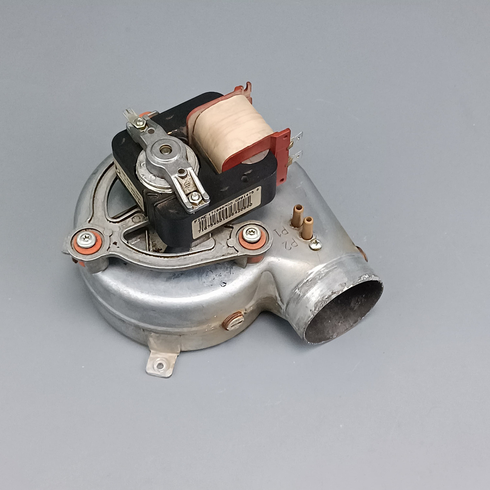Б/У Вентилятор для котлов  VIESSMANN Vitopend (60W)  арт. 7858291